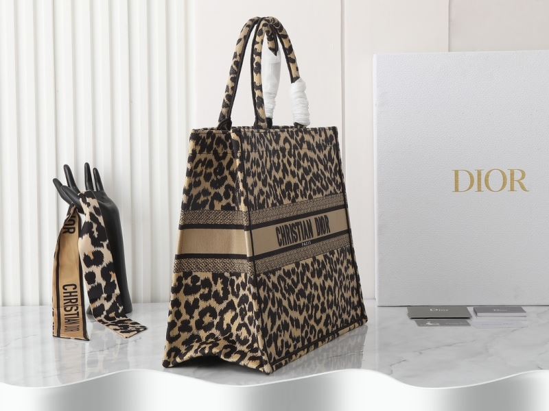 Christian Dior Shopping Bags